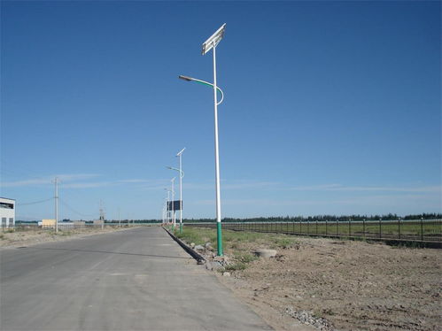 整套雙臂9米太陽能路燈報價